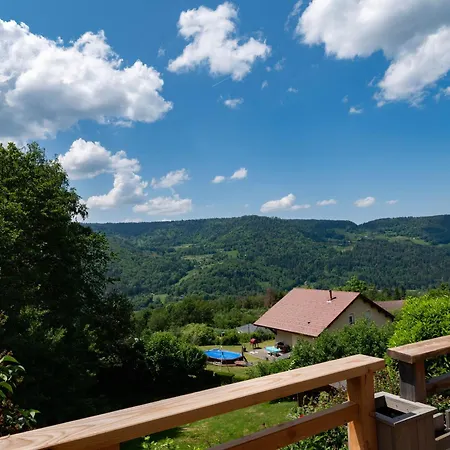 Ferienhaus Ensoleille Dans Les Hautes Vosges Avec Terrasse, Local Velos Et Skis, Charges Incluses - Fr-1-589-486 Thiéfosse