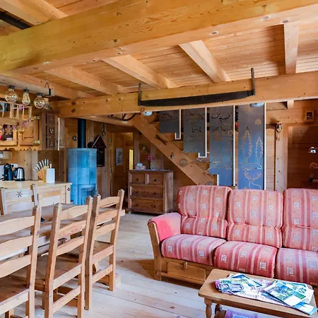 Ensoleille Dans Les Hautes Vosges Avec Terrasse, Local Velos Et Skis, Charges Incluses - Fr-1-589-486 Holiday home